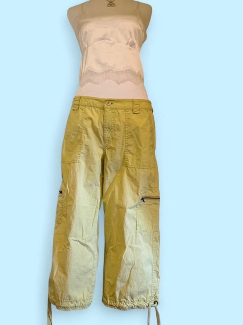2000s y2k yellow cargo baggy capris